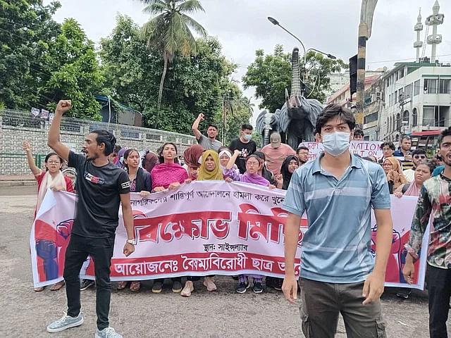 Protestors bring out procession from Science Lab intersection under banner of Students against Discrimination. Saturday, 12:00pm